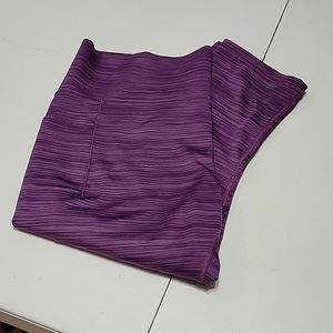 Athleta Capri length leggings, purple XL